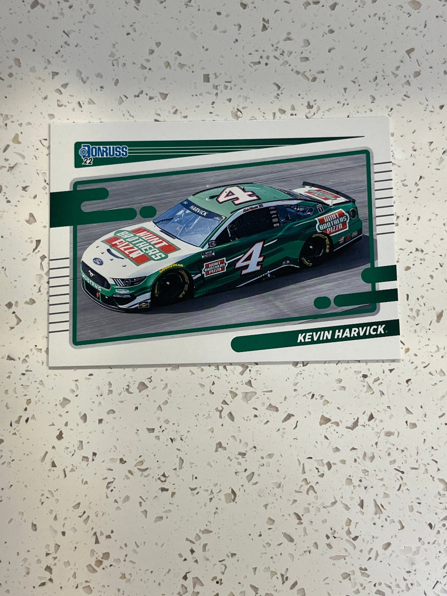 Kevin Harvick - 2022 Donruss Racing NASCAR base cars (car card)