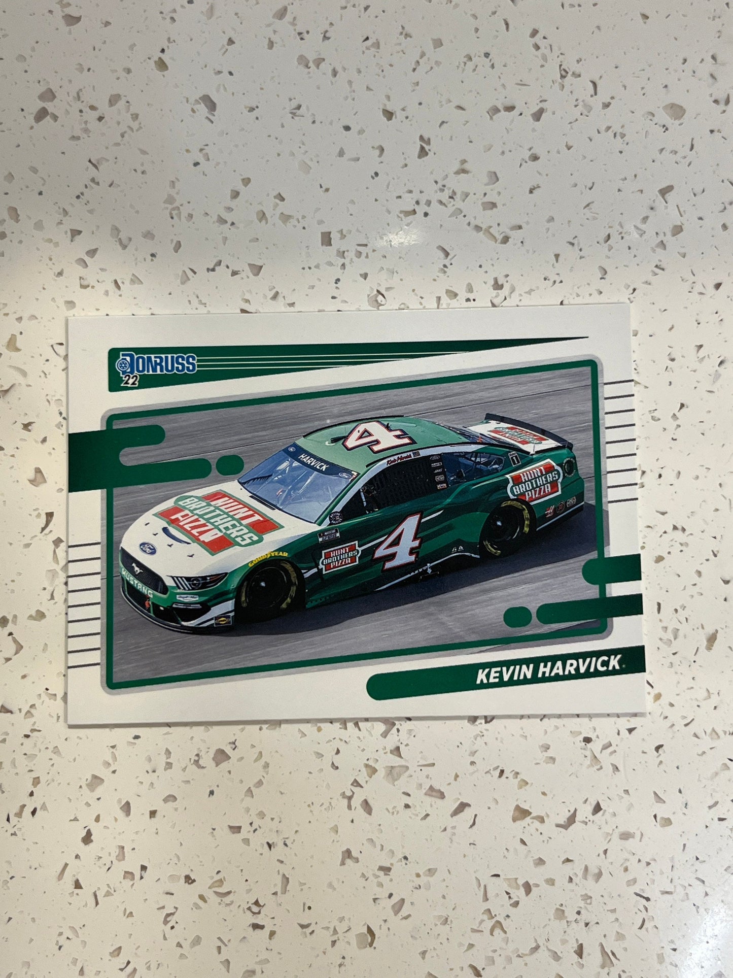 Kevin Harvick - 2022 Donruss Racing NASCAR base cars (car card)