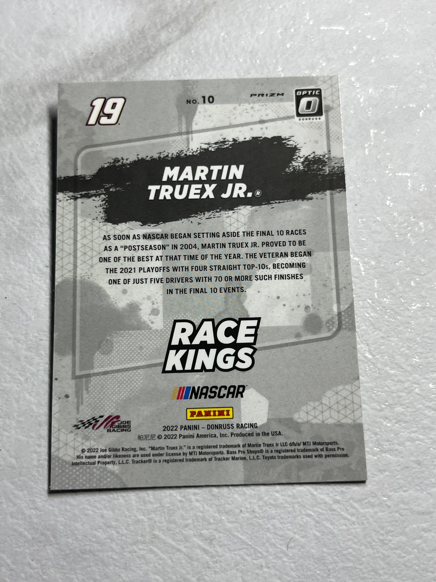 Martin Truex Jr - 2022 Donruss Racing Race Kings NASCAR Lime Green Pulsar Optic Prizm #9