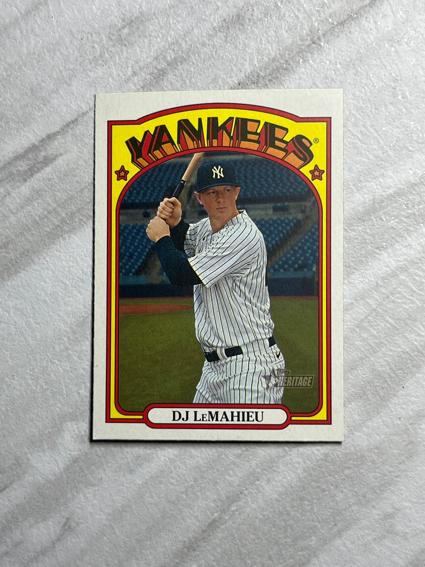 DJ LeMahieu - 2021 Topps Heritage #336 New York Yankees MLB baseball card