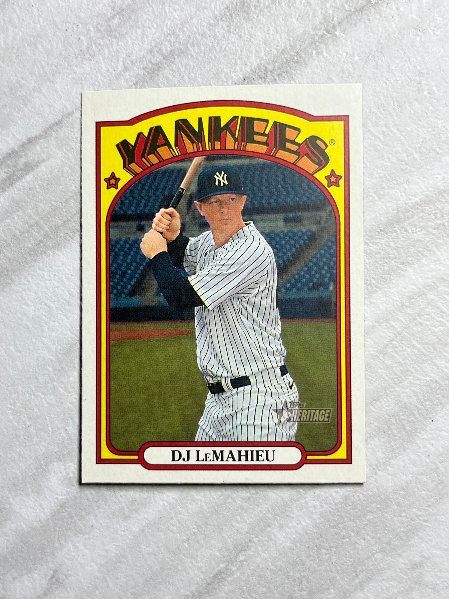 DJ LeMahieu - 2021 Topps Heritage #336 New York Yankees MLB baseball card