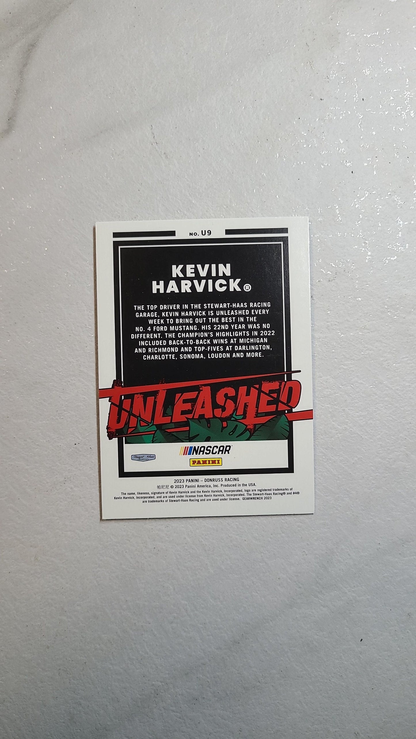 Kevin Harvick - 2023 Donruss Racing UNLEASHED Insert Series silver holo